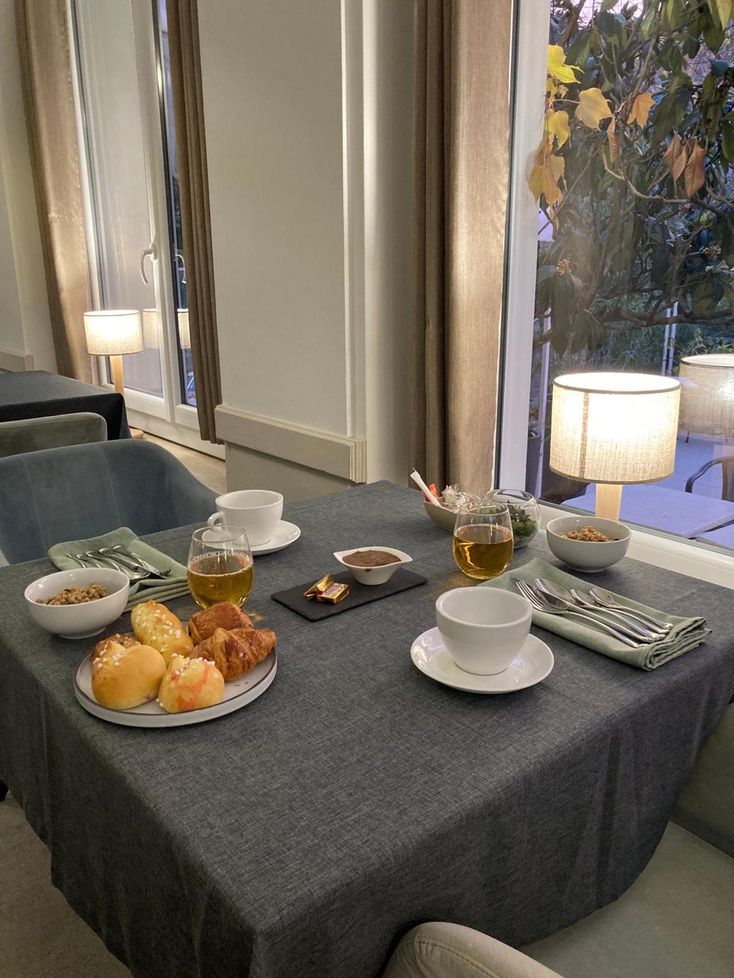 Hotel Helvie - Teritoria Vals-les-Bains Bagian luar foto